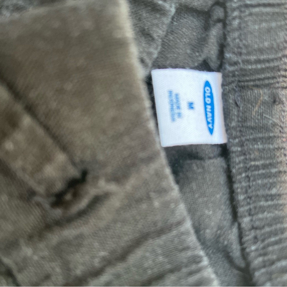 Old Navy black shorts